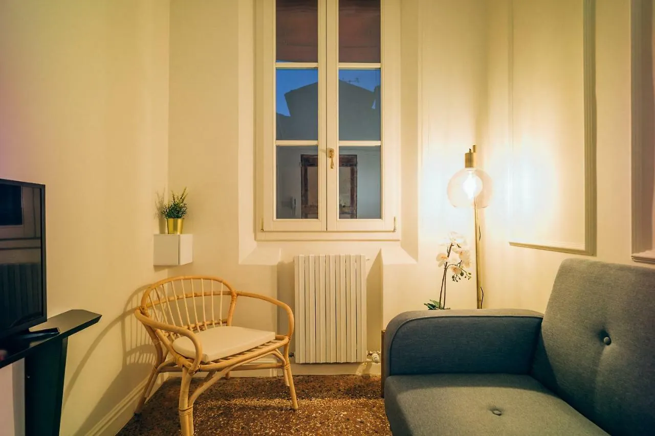 Luxury Apartment in Palazzo Spada Bologna
